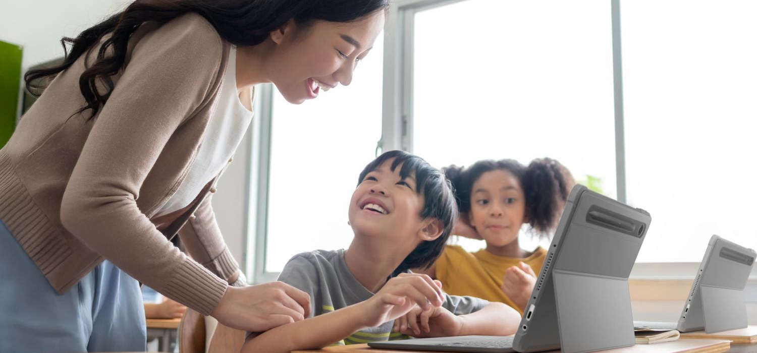 ASUS Chromebook CM32 Detachable 面向商用与教育市场正式开售